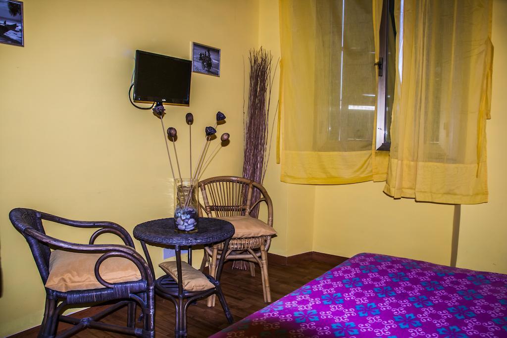 B&B Ombelico Del Mondo Rome Room photo