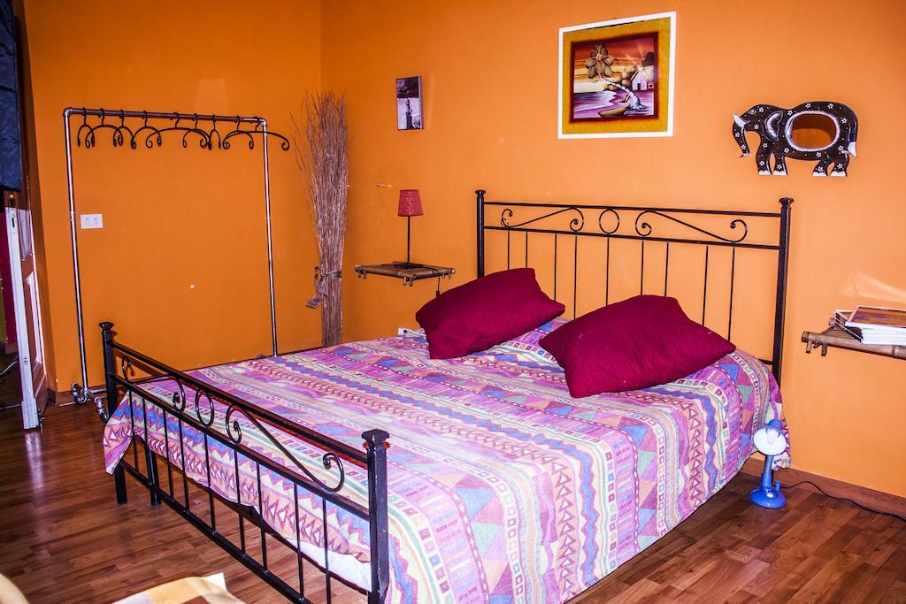 B&B Ombelico Del Mondo Rome Room photo